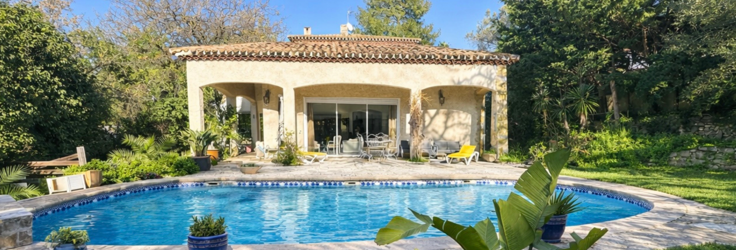 Maison 9 Pièces 290 m² à vendre à Hyères (83400)