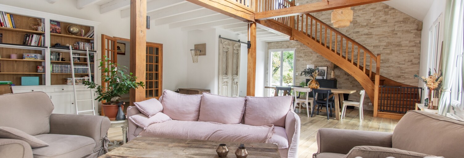 Maison 10 Pièces 194 m² à vendre à Saint-Fargeau-Ponthierry (77310)