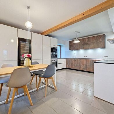 Maison 5 pièces 579000 €