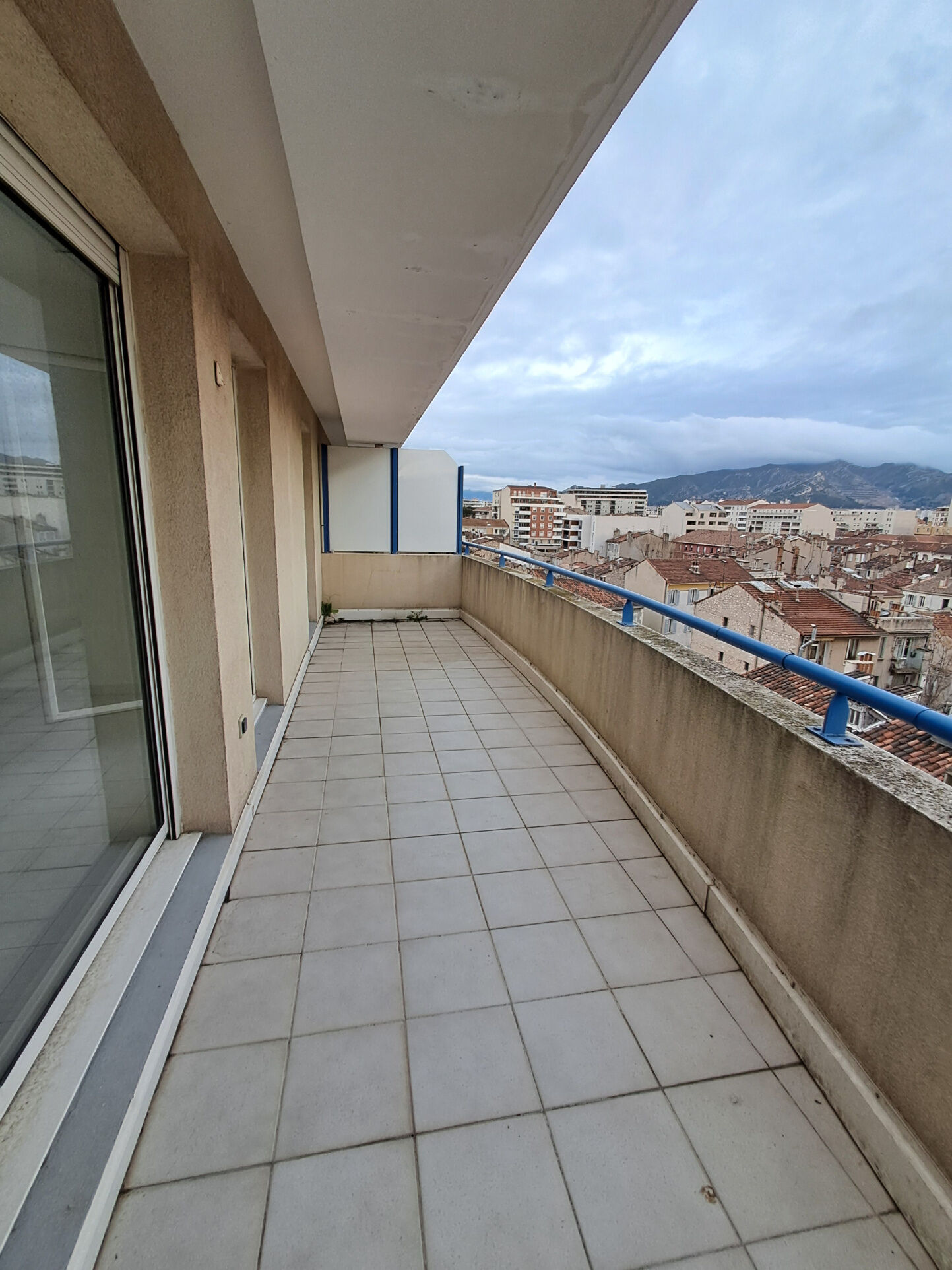 Appartement  T2 à louer Marseille 8eme 13008