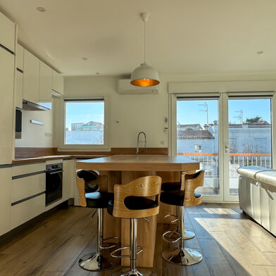 Appartement 2 pièces 325500 €