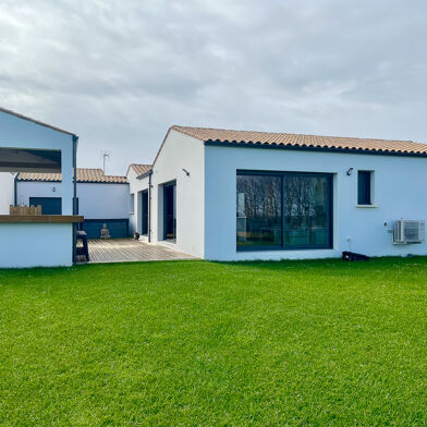 Maison 5 pièces 541800 €