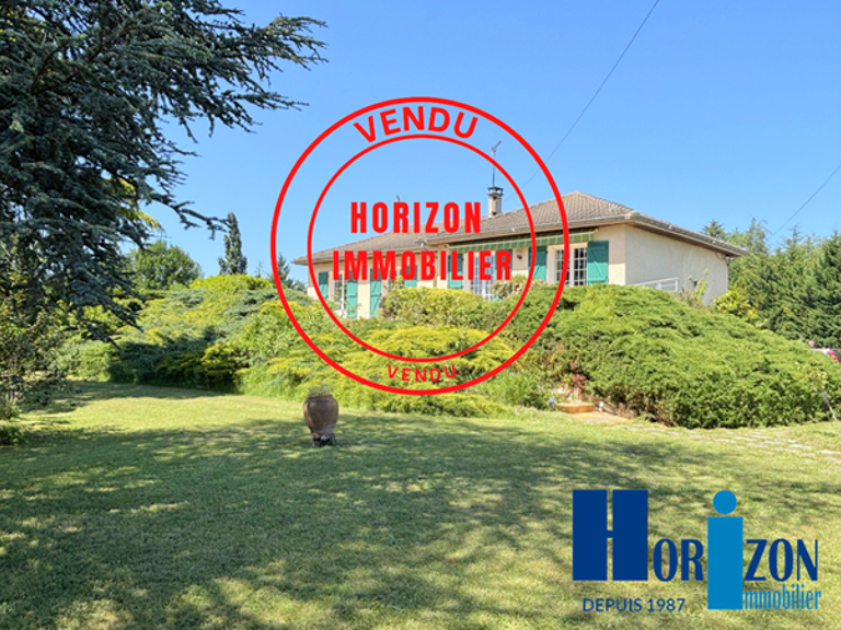 EXCLUSIVITE: SAINT CYPRIEN GRANDE MAISON SUR GRAND TERRAIN A — photo 1