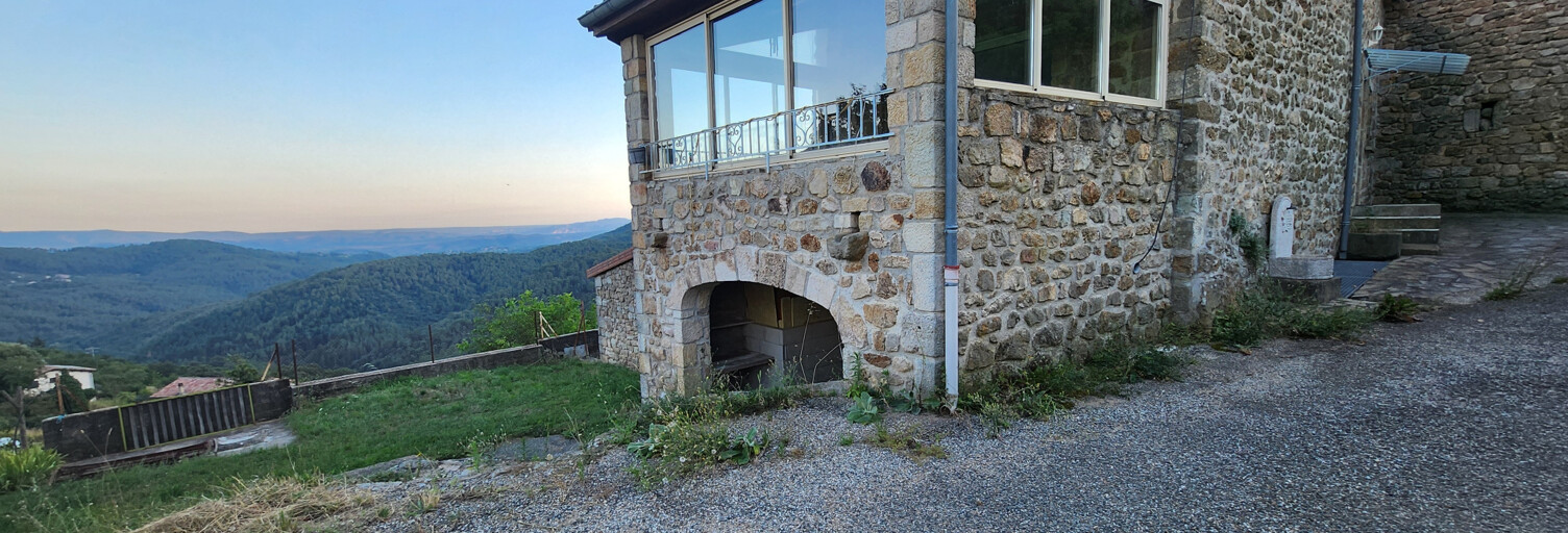 Maison 10 Pièces 250 m² à vendre à Ailhon (07200)