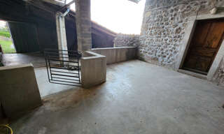 Maison 10 Pièces 250 m² à vendre à Ailhon (07200)