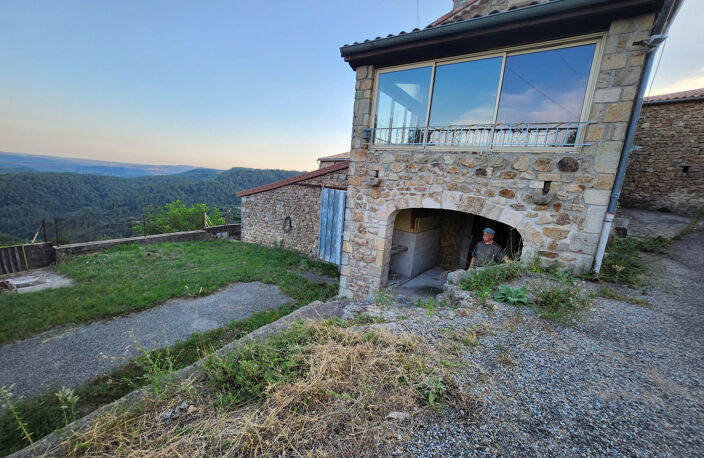 Maison dominante à 500m - vue panoramique sur la montagne - — photo 5