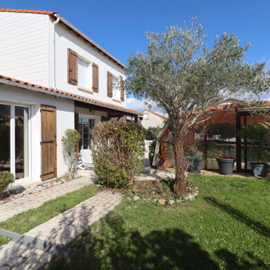 Maison 12 pièces 696800 €