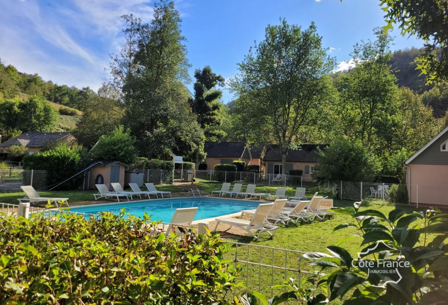 Fonds de Commerce d'un Village de vacances - 20 Chalets | re — photo 1