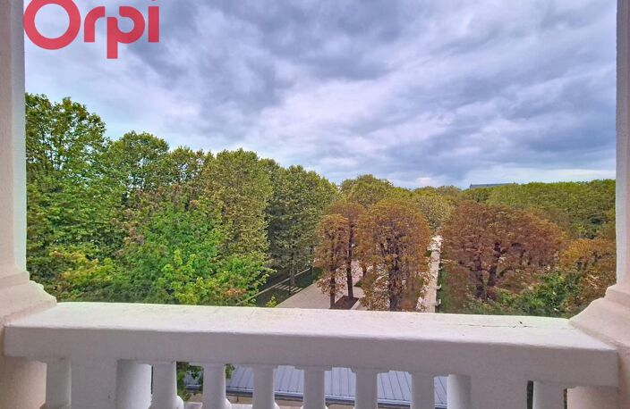 Appartement de prestige avec vue sur le Parc des Sources – Triangle d’Or de Vichy — photo 2