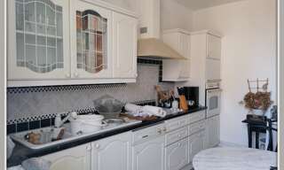 Immeuble  250 m² à vendre à Chalais (16210)