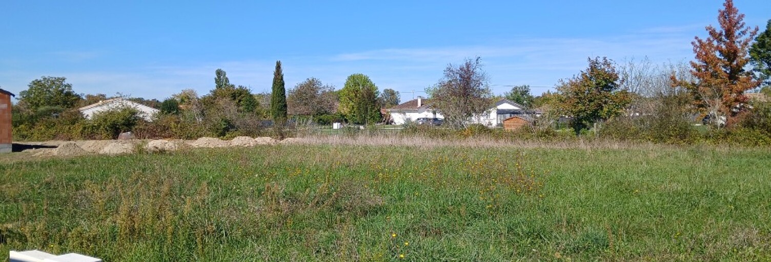 Terrain  800 m² à vendre à Vertheuil (33180)