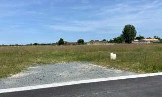 Terrain  878 m² à vendre à Prignac-et-Marcamps (33710)