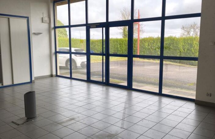 local d'activités commercial et ou bureau de 187 m2 sur un t — photo 4