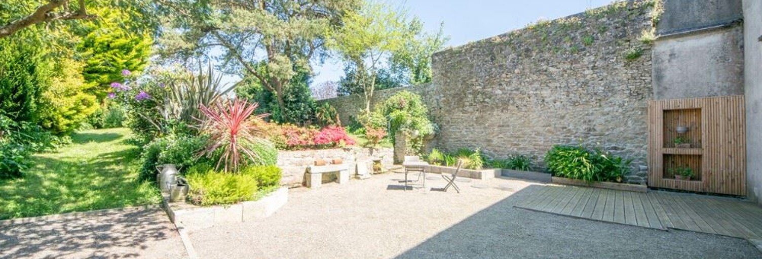 Maison 8 Pièces 160 m² à vendre à Plouvien (29860)