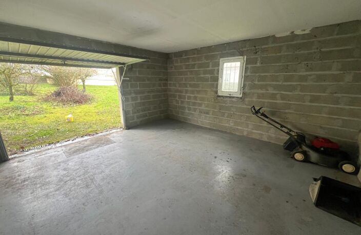 Terrain À Vendre 738m2 à bâtir — photo 4