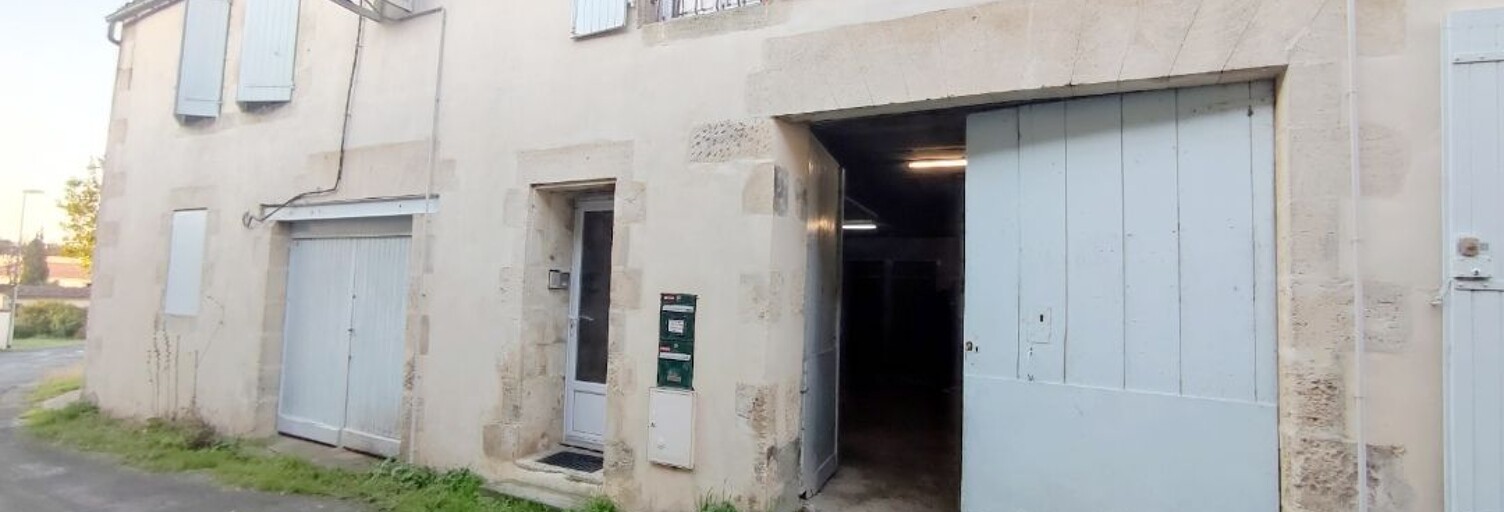 Immeuble  355 m² à vendre à Lussant (17430)