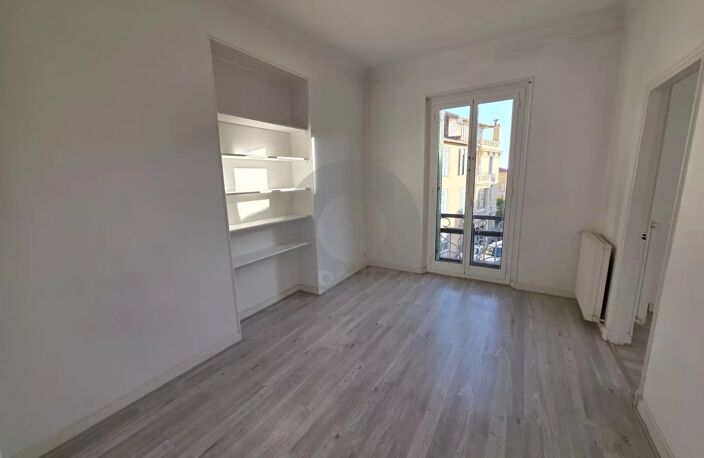 GRAND APPARTEMENT DE CINQ PIECES MENTON PROCHE CENTRE VILLE — photo 3