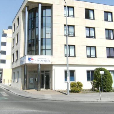 Appartement 1 pièces 674 €