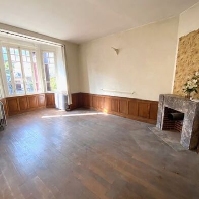 Maison 8 pièces 325000 €