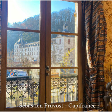 Maison 8 pièces 470000 €