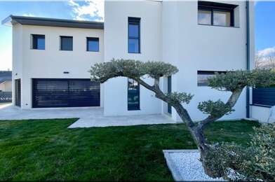 Maison 4 pièces 795000 €