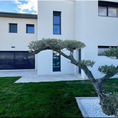 Maison 4 pièces 819000 €