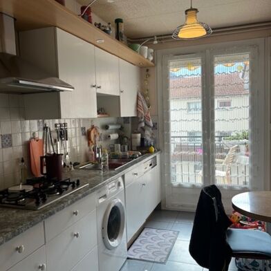 Appartement 4 pièces 143000 €