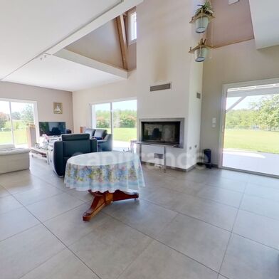 Maison 6 pièces 427000 €