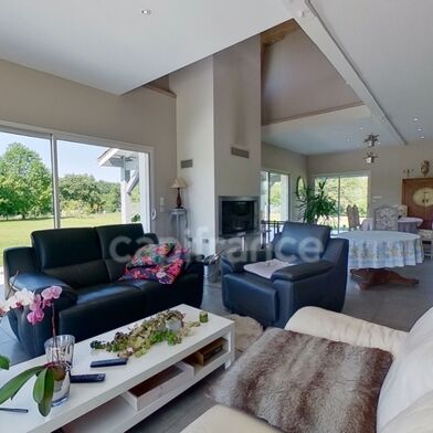 Maison 6 pièces 427000 €