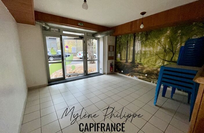 A Vendre – MURS COMMERCIAUX – Saint-Bonnet-en-Champsaur (05) — photo 3