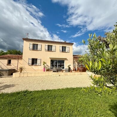 Maison 6 pièces 676500 €
