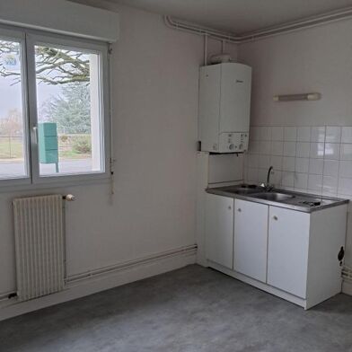 Appartement 3 pièces 598 €
