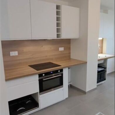 Appartement 3 pièces 1350 €