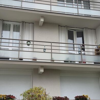 Appartement 4 pièces 1300 €