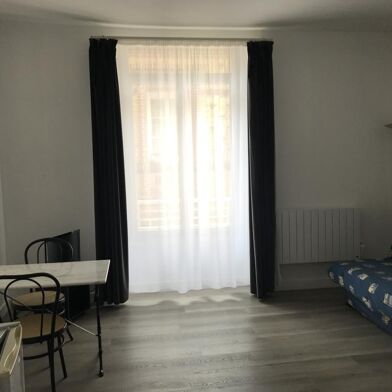 Appartement 1 pièces 400 €