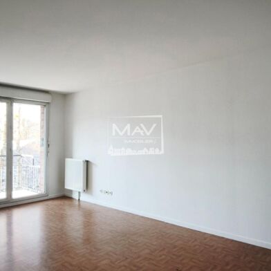 Appartement 3 pièces 940 €