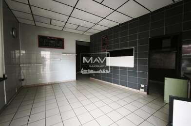 Commerce 2 pièces 840 €