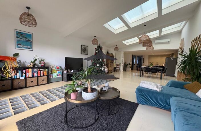 Maison Esprit Loft, au Centre de Téteghem garage, jardin — photo 5