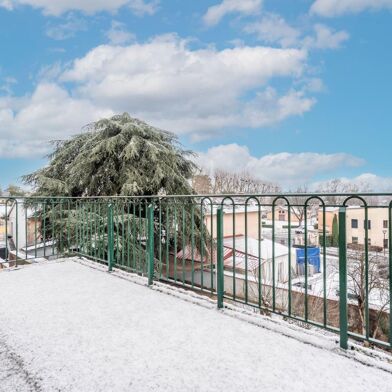 Appartement 4 pièces 280000 €