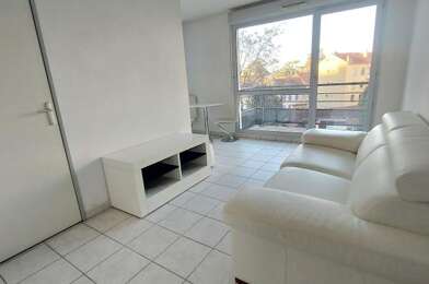 Appartement 2 pièces 745 €