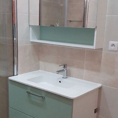 Appartement 4 pièces 1170 €