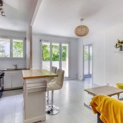 Appartement 2 pièces 1220 €