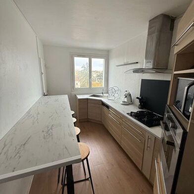 Appartement 5 pièces 570 €