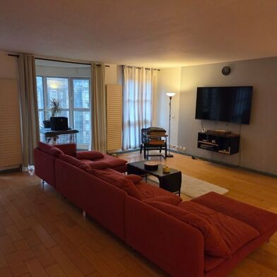 Appartement 5 pièces 1450 €