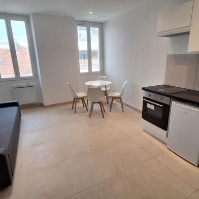 Appartement 2 pièces 800 €