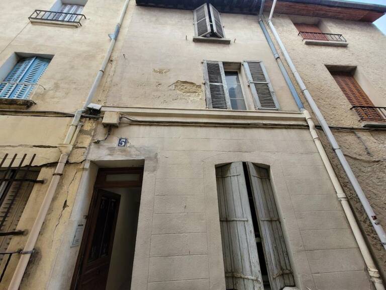Maison À Vendre Avignon Intra-Muros, 75 m², 3 chambres, courette et terrasse — photo 1