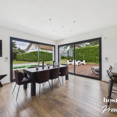 Maison 6 pièces 910000 €