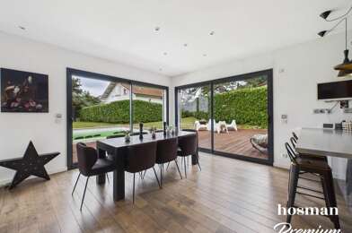 Maison 6 pièces 910000 €