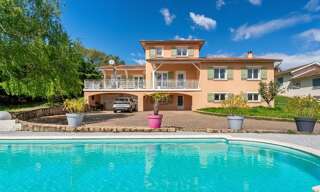 Maison 6 Pièces 250 m² à vendre à Saint-Priest (69800)