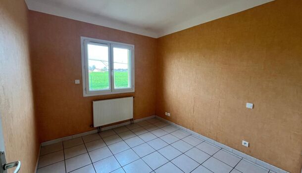 Villa / Maison 4 pièces  à louer Uzein 64230